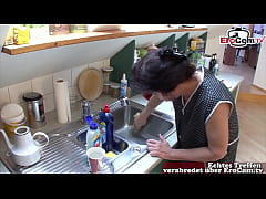 Play MP4 - Deutsche Oma bekommt harten sex in k&uuml;che vom stief sohn