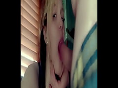 Play MP4 - Succing his huge fat cocc