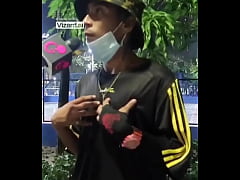 Play MP4 - La influencia de las amistades en nuestras decisiones &num;chiclenoticias &num;esfuerzo &num;historia &num;elchicletv &num;trabajo &num;familia &num; &period;&period;&period;