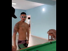 Play MP4 - SENDO ARROMBADO POR DOIS DOTADOS