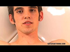 Play MP4 - Clay Beats Long and Hard&excl;