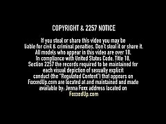 Play MP4 - Black Tart Jenna Foxx & Ryan Riesling Suck A Dick In Bathtub