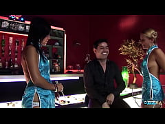 Play MP4 - Blonde and brunette milfs please their customer in a hot threesome