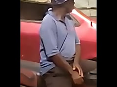 Play MP4 - Outdoor masturbation