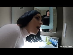 Play MP4 - Pull up that skirt and fuck my thicc teen booty