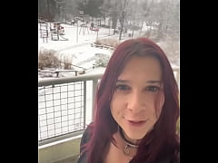 Play MP4 - Lets go sous la neige